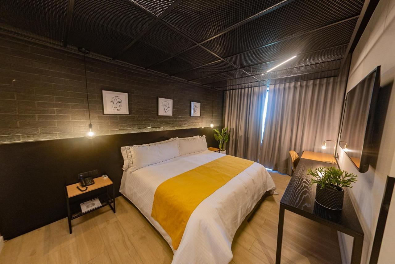 Fulton Business Luxury Hotel Guadalajara Exteriör bild